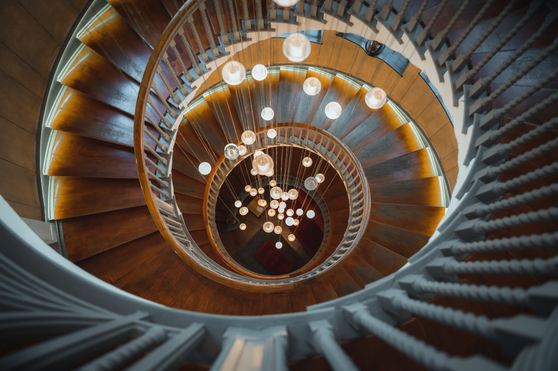 From Dull to Dazzling: 5 Ways to Dress Up Your Staircase with Lights